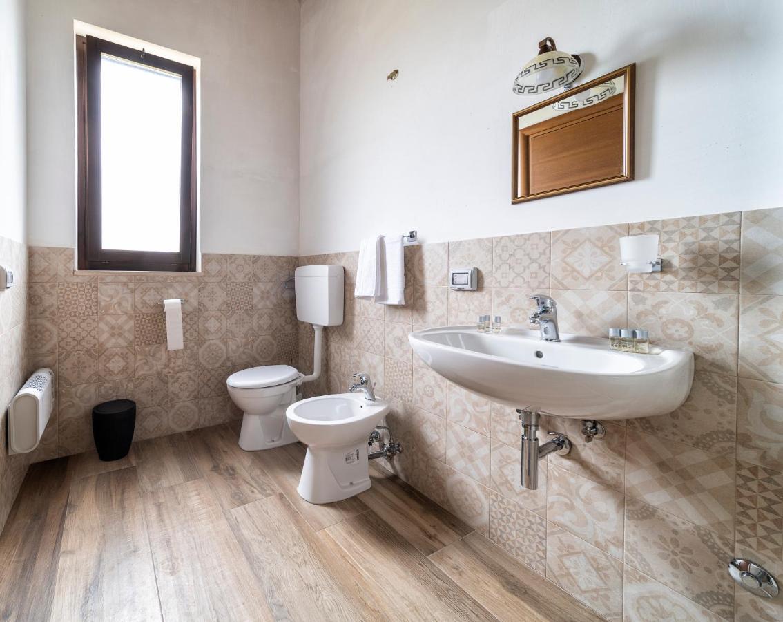 Agriturismo Tenuta Del Grillaio Acquaviva delle Fonti Luaran gambar